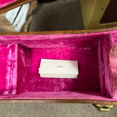 Gibson Guitar Case for Super 400 image 10