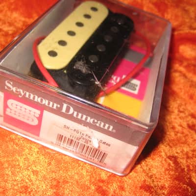 No Name Guitar Pickup 1990's Black and Cream Humbucker Neck image 5