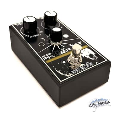 Used Death By Audio Moonbeam Stereo Analog Phaser Guitar Effects Pedal ♫ image 2