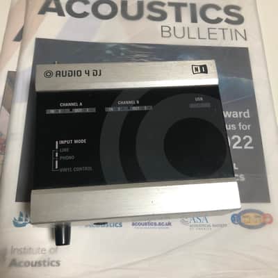 Native Instruments Audio 4 DJ image 1