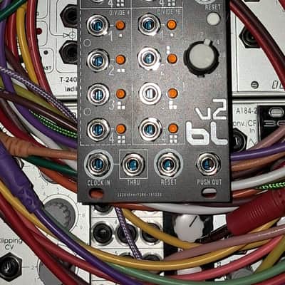 Blue Lantern Modules CMOS Master Clock Divider v2 image 6