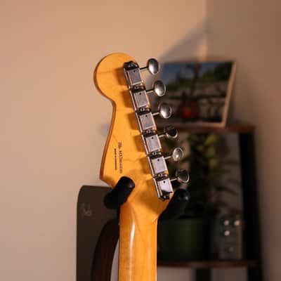 Fender DE Vintera Road Worn '60s Stratocaster Limited Edition - Rosewood Fingerboard, 3-Color Sunburst image 13