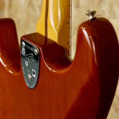 2023 Fender American Vintage II 1973 Stratocaster in Mocha + Original hardcase - Pre-owned image 14