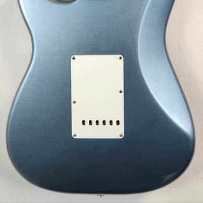 Fender Vintera '60s Stratocaster, Pau Ferro Fingerboard, Ice Blue Metallic, w/Bag image 10