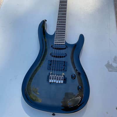 New Indio Helix - Flame Maple Top w/ Soft case image 1