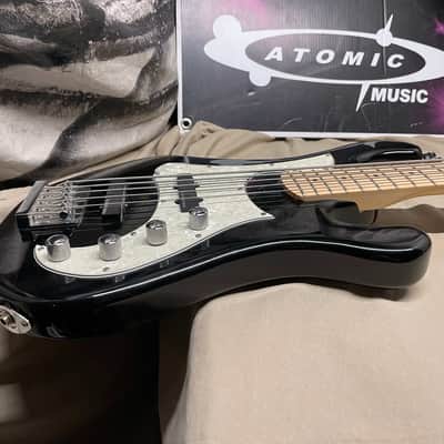 Dean Hillsboro 5 V J-Style 5-String Bass Black image 7
