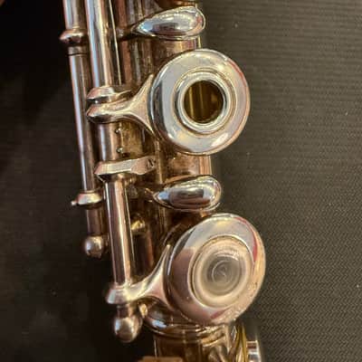 Yamaha YFL-461 Intermediate Open Hole Flute w/Offset G and B-Foot Early 90s - Silver image 10