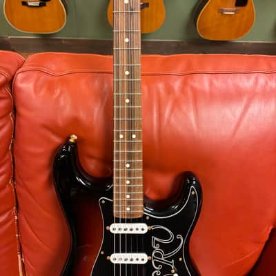 2015 Fender Stevie Ray Vaughan Stratocaster 3-Color Sunburst imagen 8
