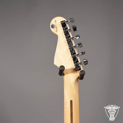 2006 Fender Deluxe Power Stratocaster - 8.2 LBS image 7