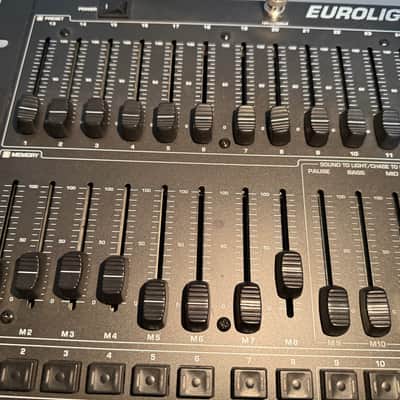 Behringer Eurolight 2000 - Gray Metal image 6