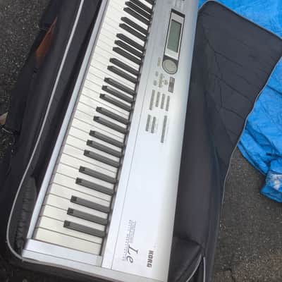 Korg TRITON Le Music Workstation