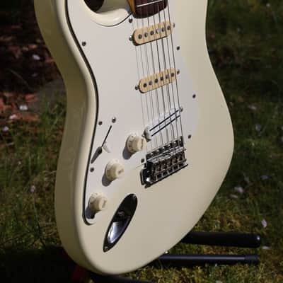 Fender Stratocaster White 1993 Left Handed Kurt Cobain Strat Japan Nirvana Guitar + Hotrail image 8