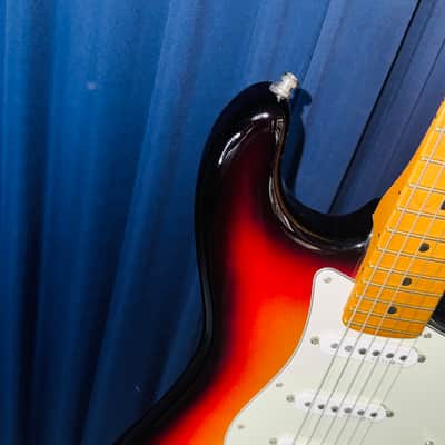 Fender American Ultra Stratocaster with Maple Fretboard 2019 - Kinman Hx Pickups - Ultraburst image 5
