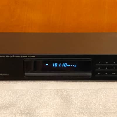 Kenwood  KT-592 Stereo Tuner image 1