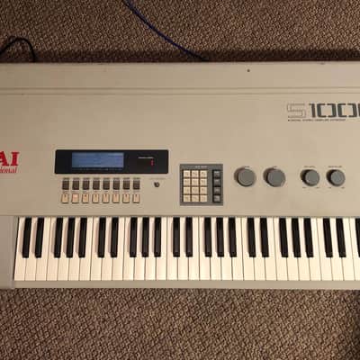 super rare Akai S1000KB MIDI Stereo Keyboard Digital Sampler