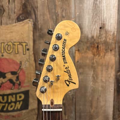 Fender American Special Stratocaster HSS with Rosewood Fretboard 2010 - 2018 - 3-Color Sunburst image 7