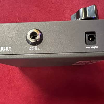 Keeley Synth 1 Reverse Attack Fuzz Wave Generator 2019 - Present - Grey / Red / Blue image 4