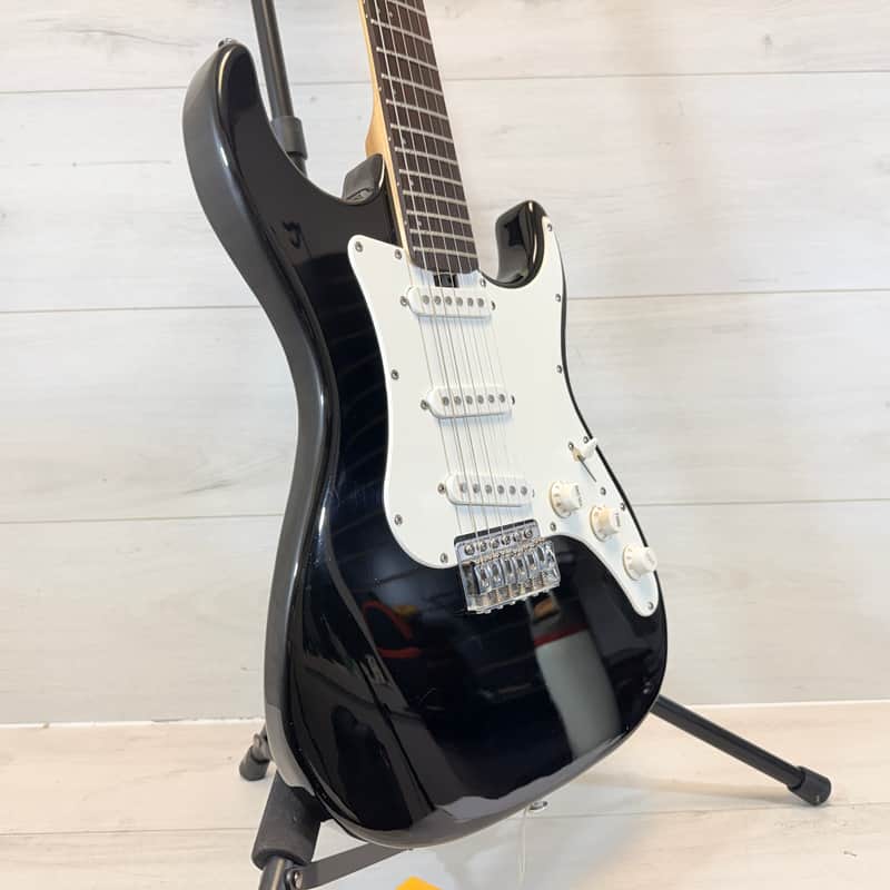 Vinci Signature S-Style Electric Guitar Black w/ Gig Bag – Strat Style Player image 1