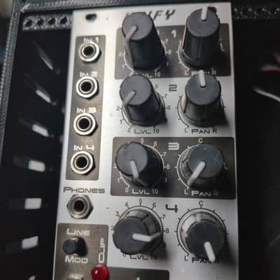 Unify Circuit Abbey - 4-Channel Stereo Mixer with Line-Level Ouptut option - 2010s - Silver image 3