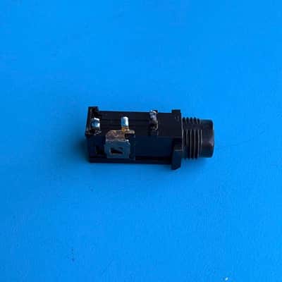 CASIO LK-92TV LK-100 WK-1800 Keyboard Part: TS Mic Input Mono 3-Pin Socket image 2