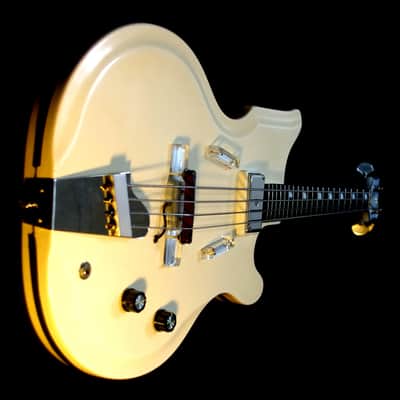 National VAL PRO "85"  1961 White. RES-O-GLAS. Extremely Rare. Great Condition. Tone image 14