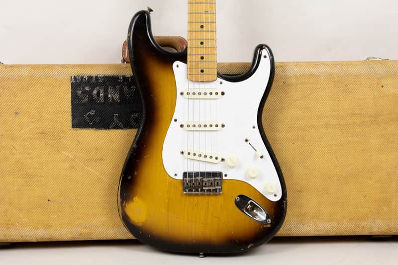 1957/'58 Fender Stratocaster, Hardtail, Sunburst - Very Good