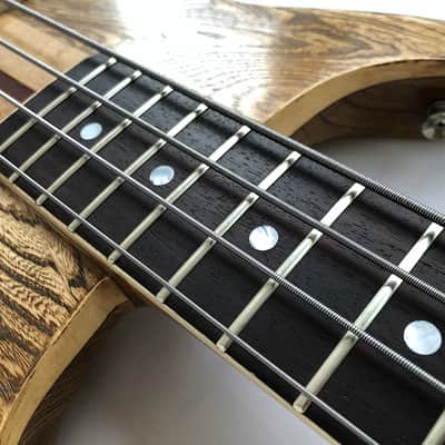 1980 Washburn Vulture I SB-40-1 Bass image 8