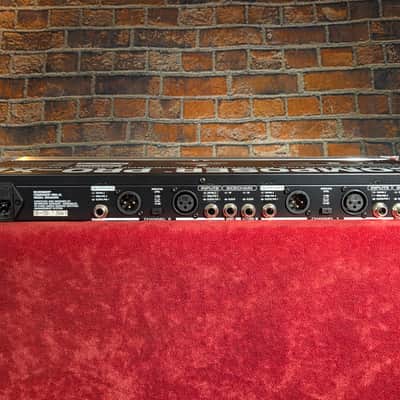 Behringer: MIC2200 Ultragain Pro - User review - Gearspace