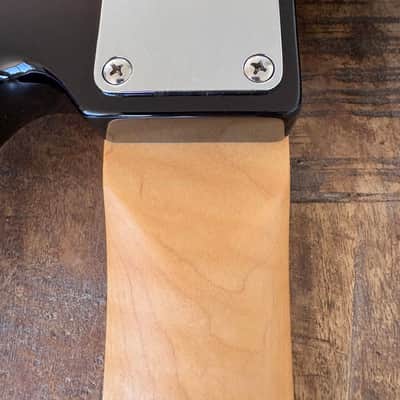 Fender American Special Precision Bass 3-tone Sunburst image 17