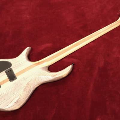 Kiesel Icon 4-String Bass Guitar w/ Soft Case LIKE-NEW image 7