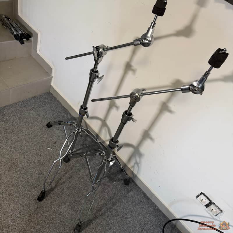 2x Yamaha Sturdy Cymbal Boom Stands image 1