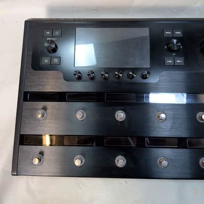 Line 6 Variax Combo - Helix Floor Pedal + Variax 300 - Black image 11