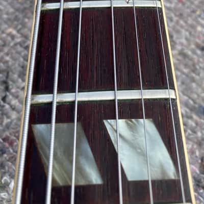 Gibson ES-175D 1967 - Sunburst image 12