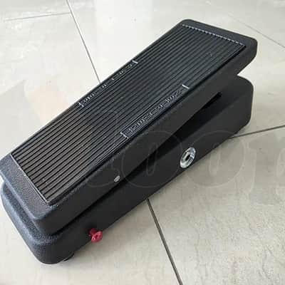 Dunlop 95Q Cry Baby Wah image 2