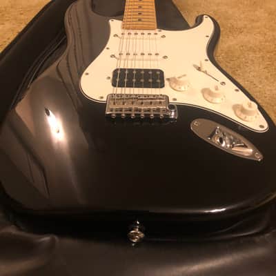 Suhr Classic S Antique HSS with Maple Fretboard 2016 - Present - Black image 2