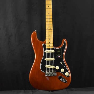 Mint Fender American Vintage II 1973 Stratocaster Mocha Maple Fingerboard image 2