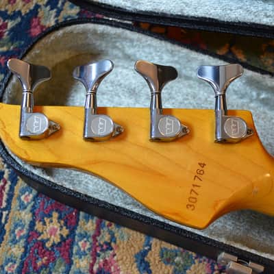 Westone  Concord 2 II Bass guitar w original case PJ 1983 Red image 5