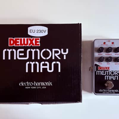 Electro-Harmonix Nano Deluxe Memory Man 2021 - Present - Silver / Black image 2