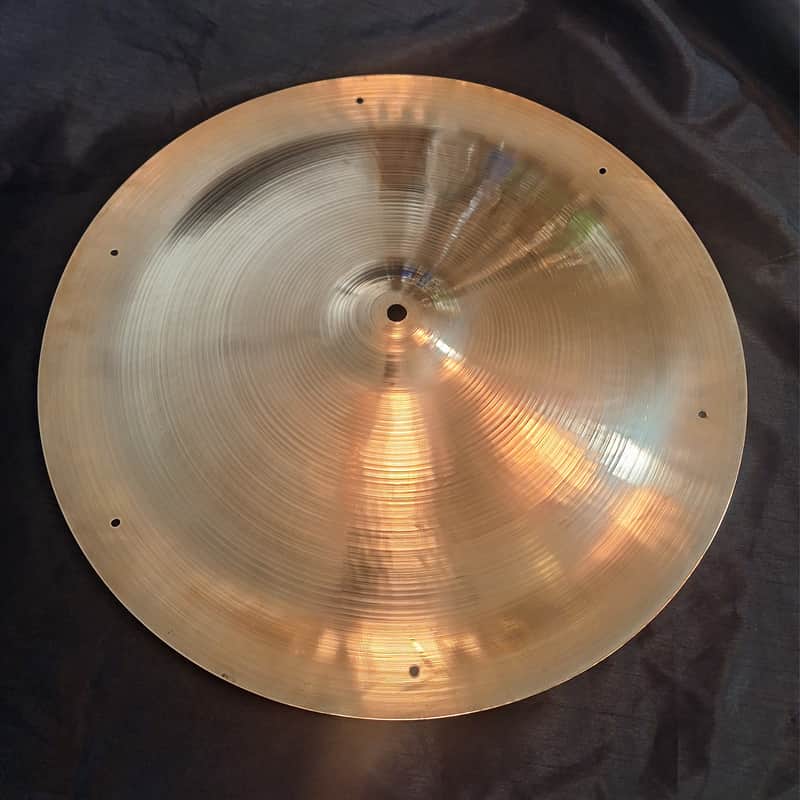 Zildjian 18" A Series Swish Cymbal 1970s - Traditional image 1