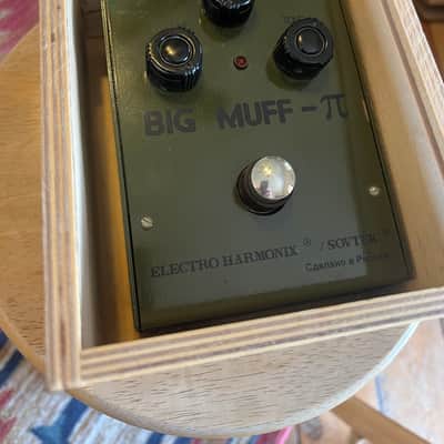 Electro-Harmonix Big Muff Pi V7 (Green Russian) | Reverb