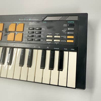 Casio SK-5 32-Key  Sampling Keyboard 1980s - Black image 3