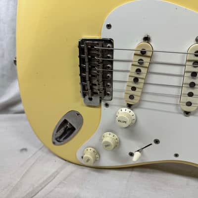 Fender Stratocaster Guitar with Case - CIJ mij Crafted In Japan 2002 - 2004 image 5