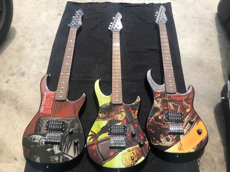 The Walking Dead Rockmaster Walking Zombies TRIO image 1