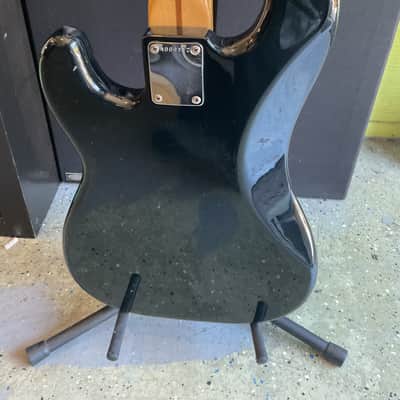 Fender Precision Bass MIJ 1985-86 w/soft case image 5
