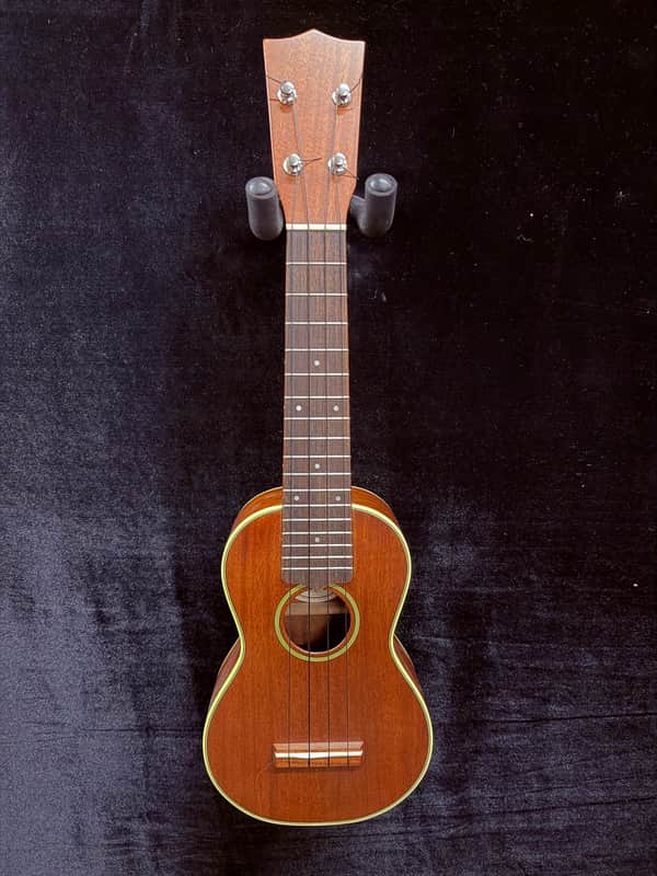 Kiwaya KTS-6 Soprano Ukulele 2022 - Satin image 1
