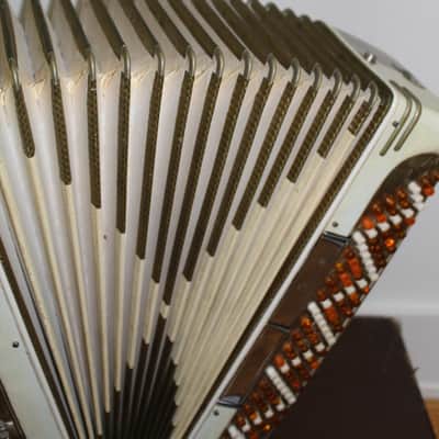 Noble Piano Accordion, 41/120, LMH, 7 registers, Made in Italy, in excellent playing condition and very good cosmetic condition image 19