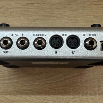 IK Multimedia TONEX Guitar Pedal - Special Edition Silver - Thomann 70th Anniversary - Mint image 2