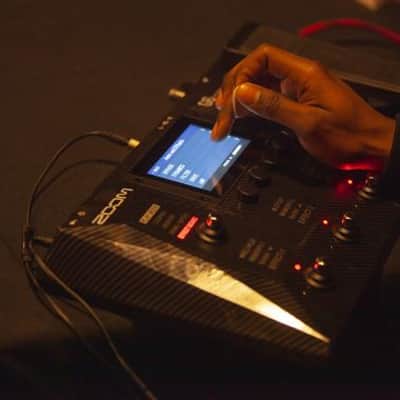 Zoom G6 Multi Effects Processor For Guitarists image 9
