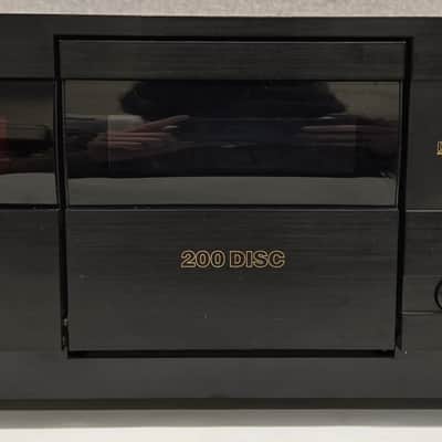 VINTAGE Nakamichi  CDC-300 200 Disc CD Changer / Player Tested NO REMOTE image 5