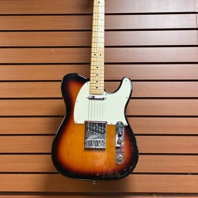 Fender Player Telecaster with Maple Fretboard in 3-Color Sunburst 2021 w/Tweed Case image 1